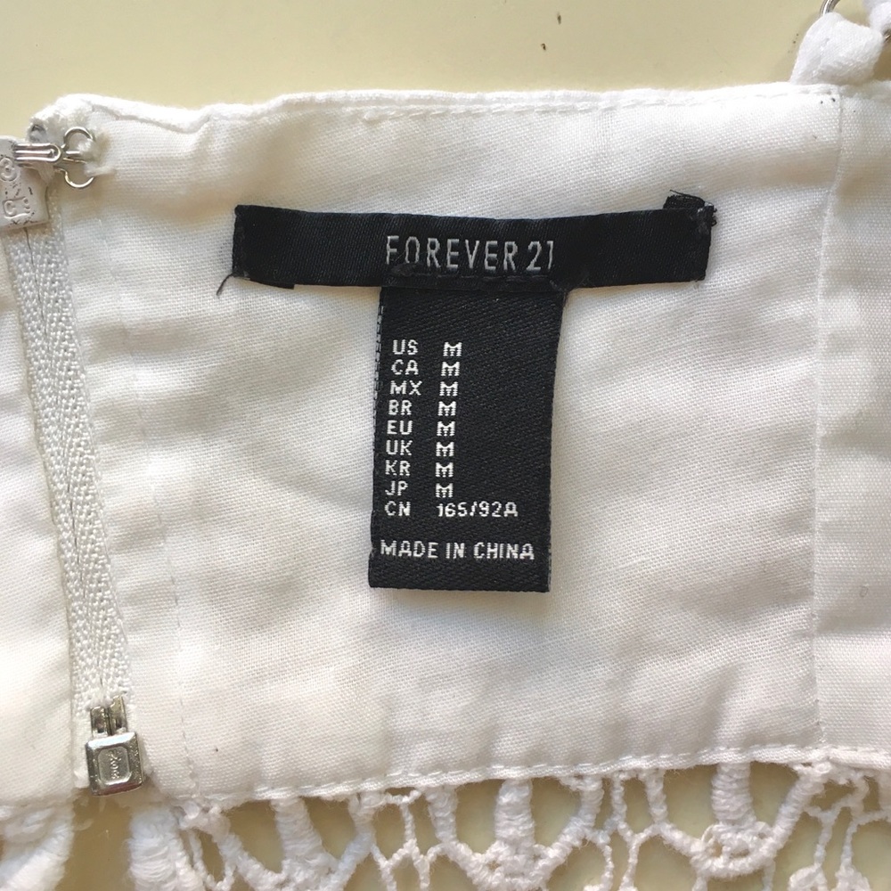 Forever 21 Cropped Lace Tank Top - Picture 4 of 5